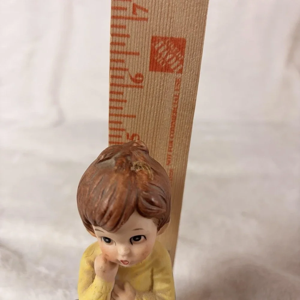 Vintage 80s Porcelain Boy Figurine Slingshot Cat As-Is / Missing Bird on Head